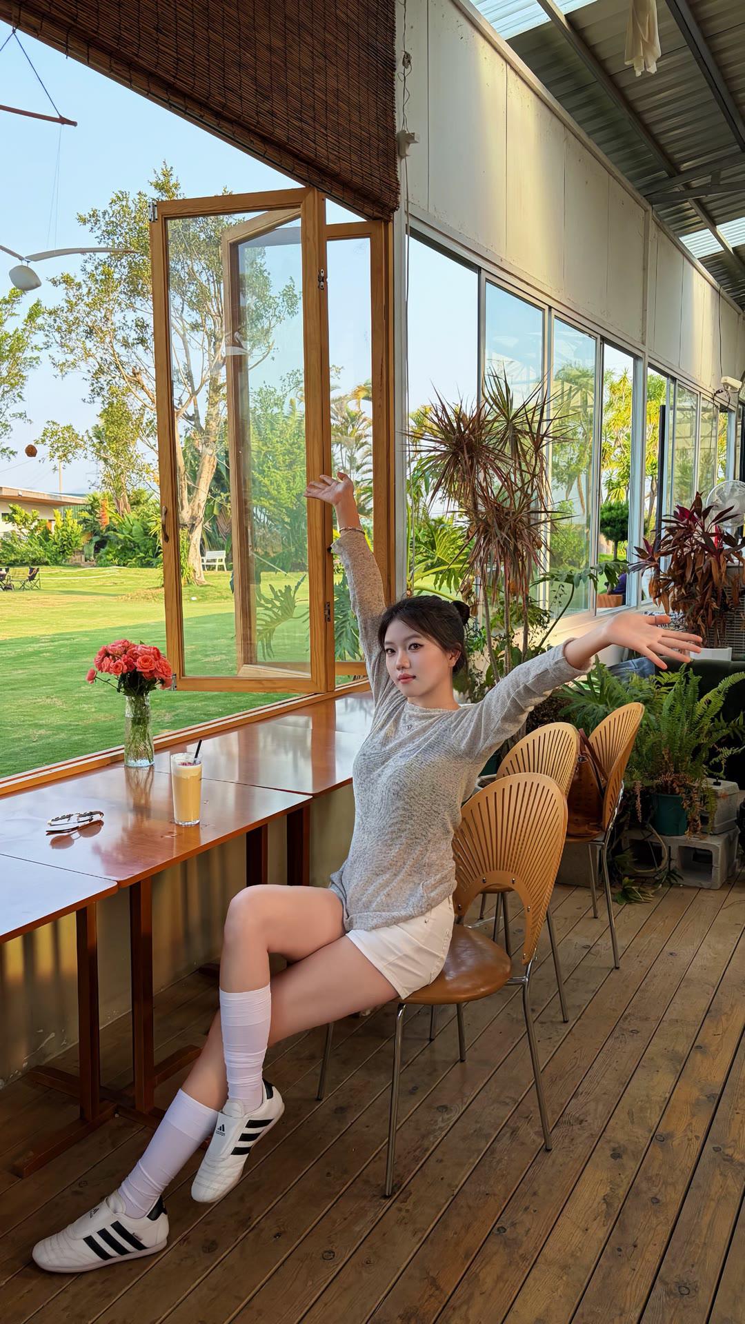 怎样穿搭知性又显身材?