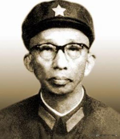 1955年，开国少将李迎希，因为误会，授衔时评低了一级，他对此十分不满，就写信给