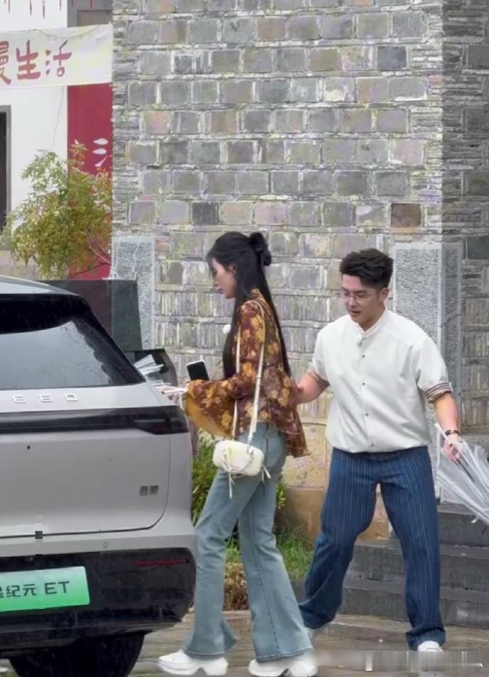 徐艺洋的选包品味如何？