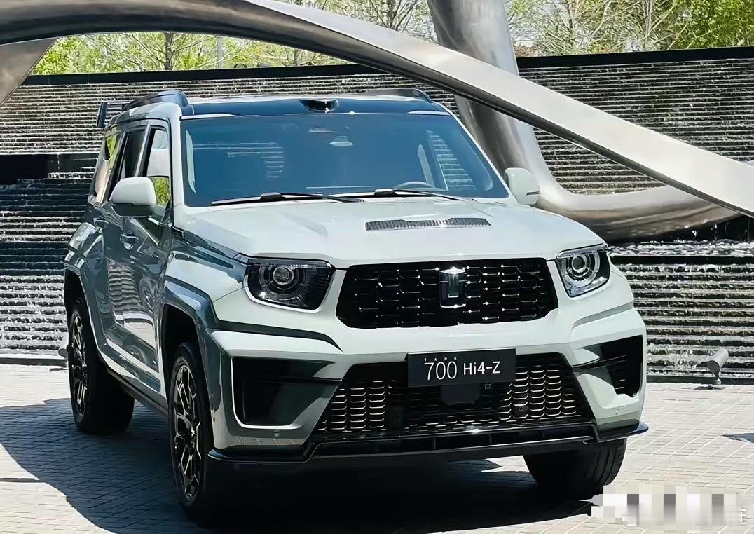 于东来再订100台坦克700，亲自给魏建军打电话催单！坦克700新款刚上市，胖东