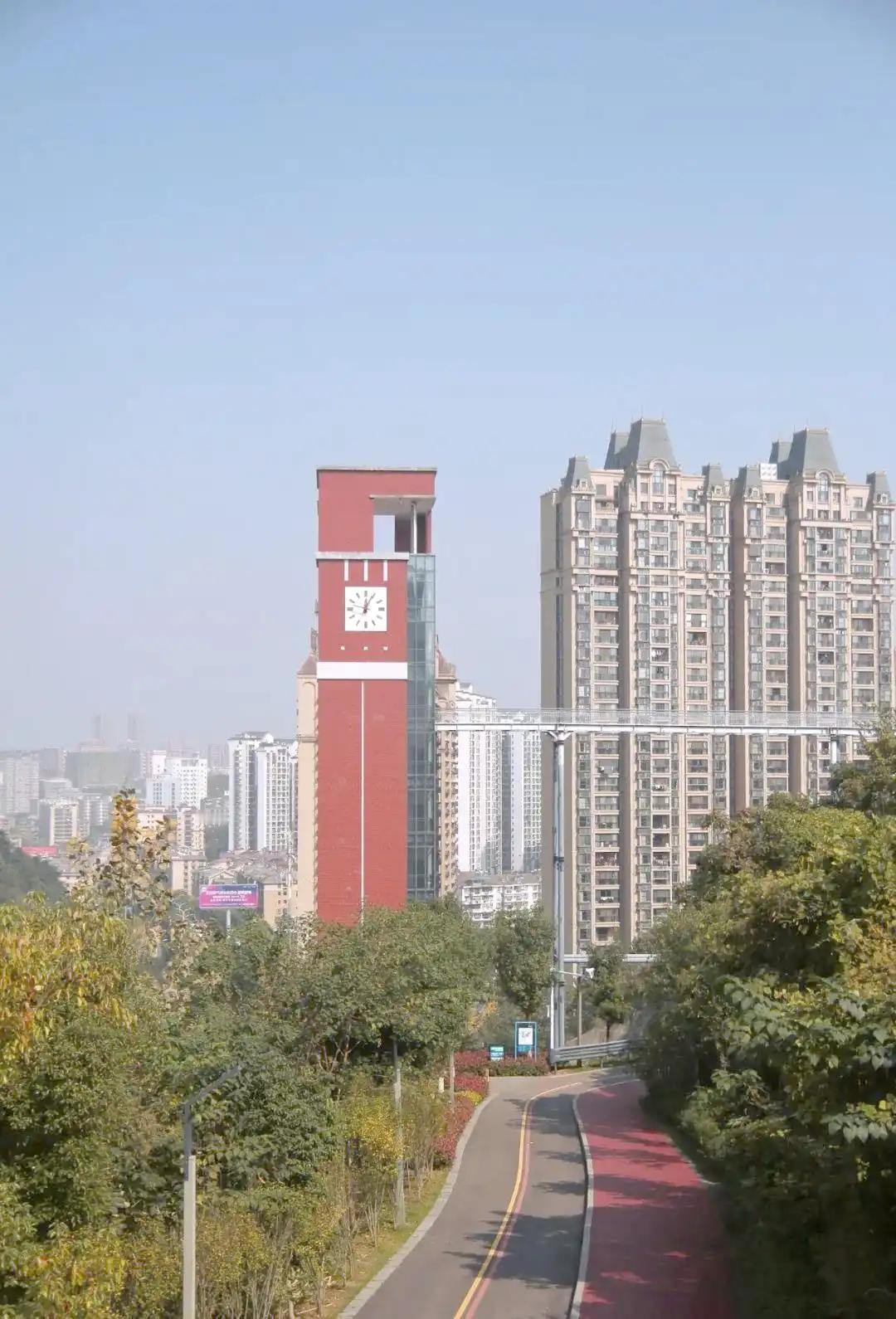 五一假期，宜昌又重启宠粉模式！免费停车的福利太暖心啦！为了喜迎八方来客，让市民