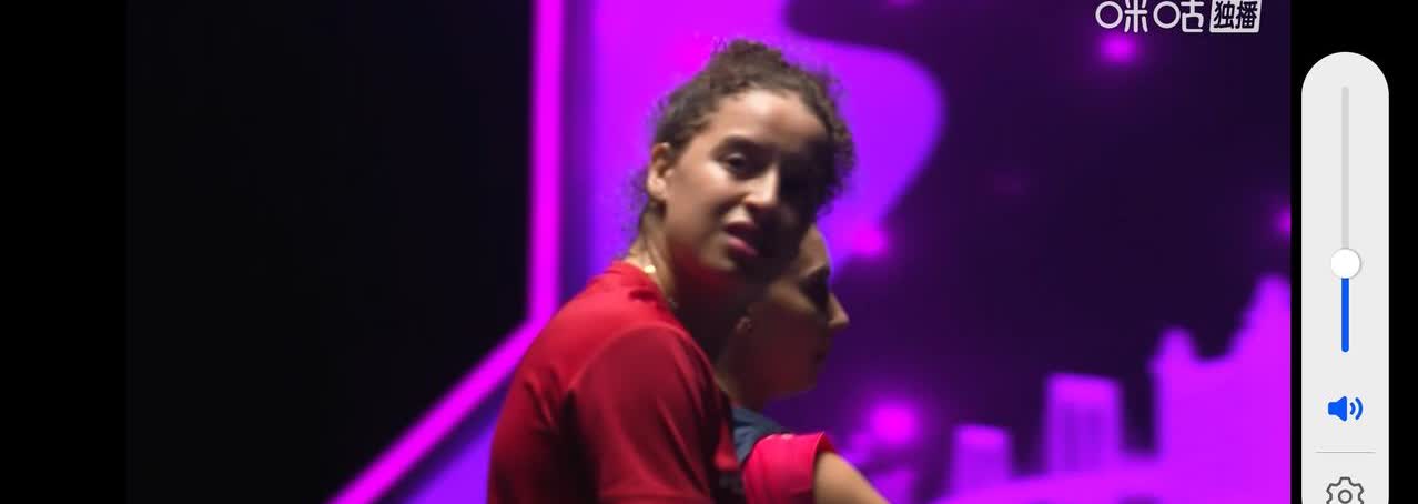 澳门冠军赛，看汉娜高达和斯佐科斯两位女运动员打球，真的是深切感受到，心态的稳定性