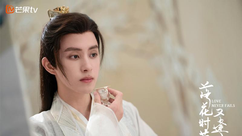 《落花时节又逢君》首播,刘学义的玄幻剧,竟然搞出《思悼》味道