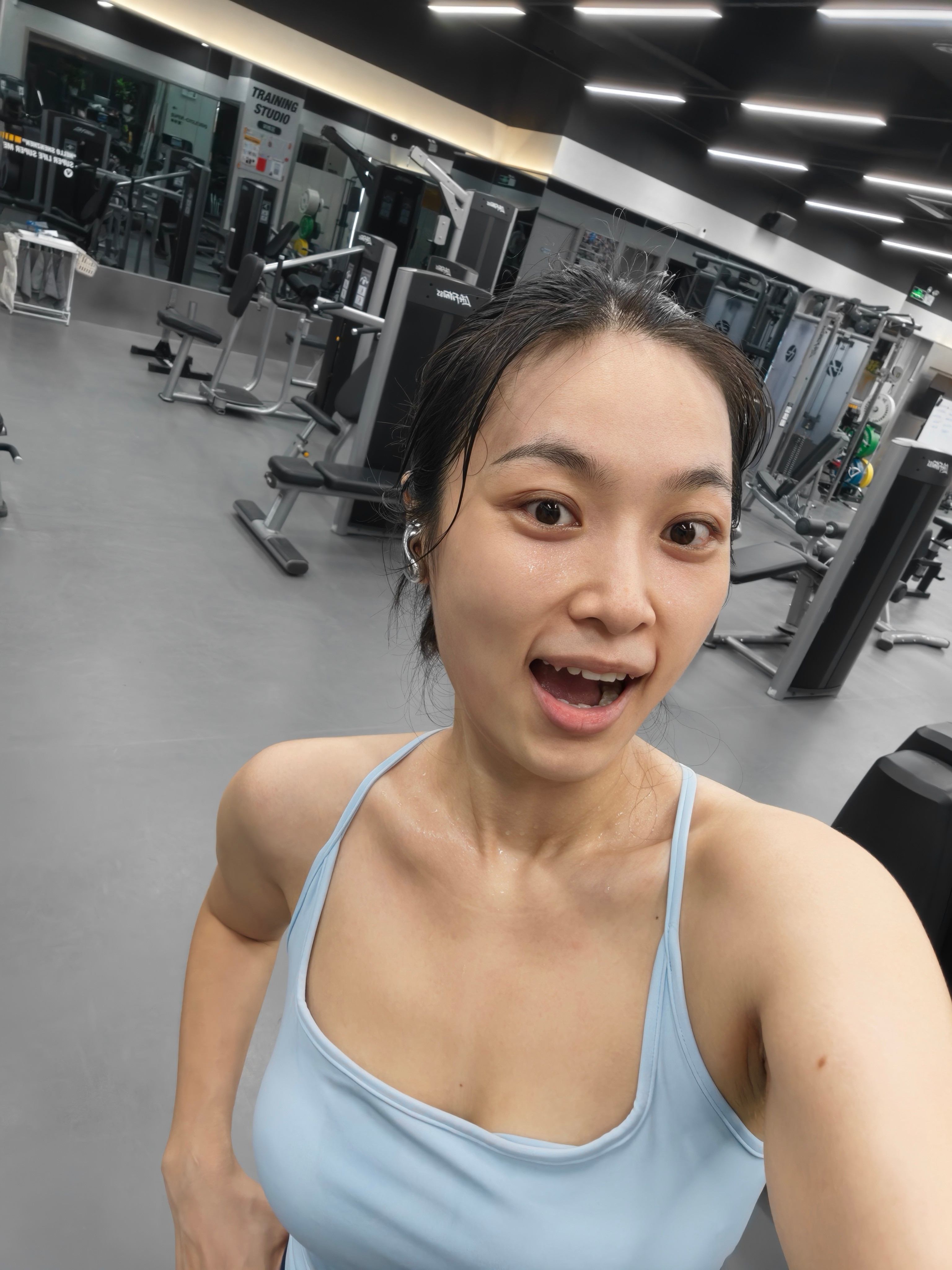 每次运动完，心情很愉快猜猜我去喝啥咖啡☕️多多酱的运动打卡