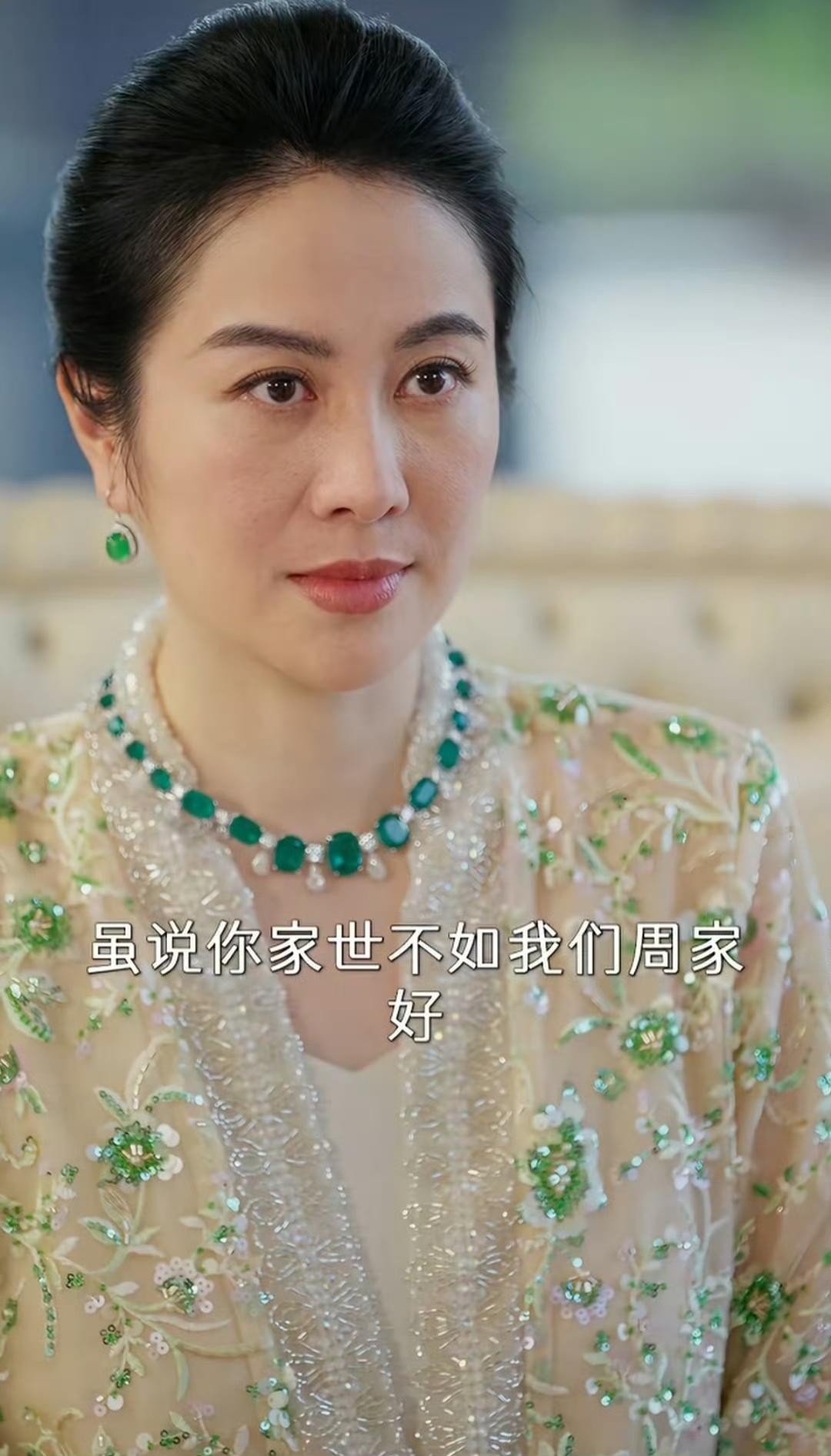 好久没见到叶璇了，原来她最近在忙着拍摄短剧呢。