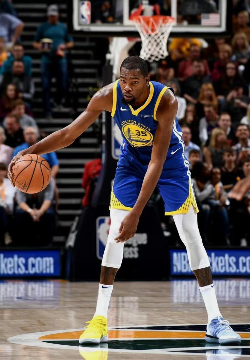 杜兰特赚了多少钱？他居然还这么抠-净资产：4 亿美元（约 28.6 亿人民币）-NBA 生涯税前总薪