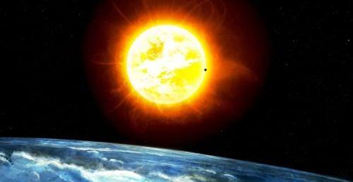 太阳的寿命只有100亿年，如今已经活了46亿年，还剩下50亿年的寿命，但你别高兴