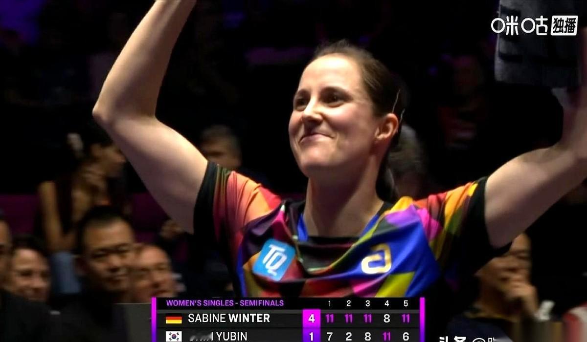 这事儿就离谱。刚换了胶皮，手都没捂热乎，直接把申裕斌给干了个4-1。这谁敢信