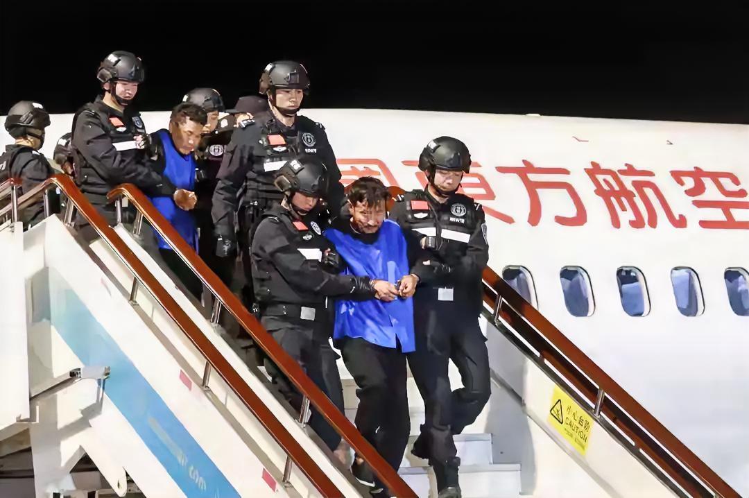 缅北果敢的魏家，把人当猪仔卖，一个中国人值30万，现在终于被中国警察连根拔了