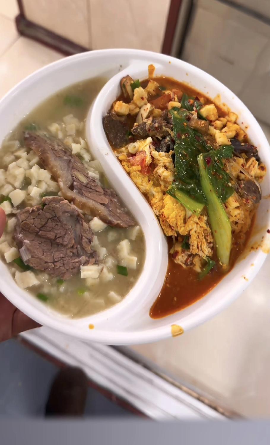 以后不敢来北郊这家吃泡馍了11月18日，今天中午再次来到这家牛羊肉泡馍馆，意外