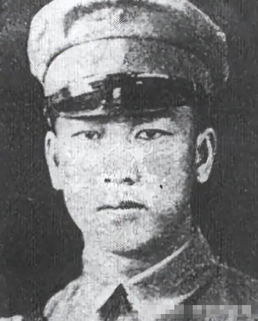 1949年，局势已经无法扭转，国民党将领大多数选择血战到底或宣布起义。只有120