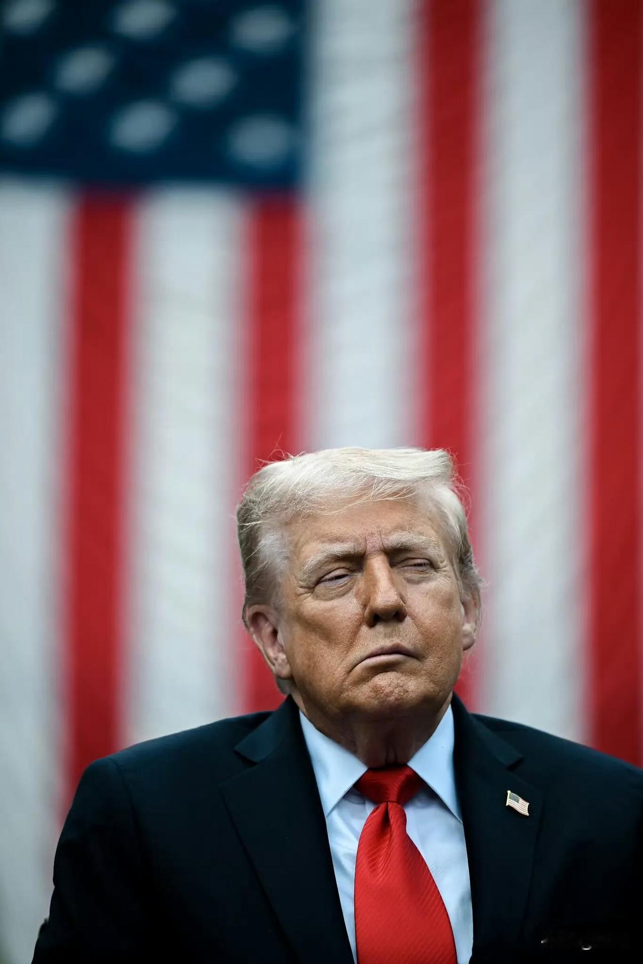 白昼渐短，疲态初露：特朗普在任内直面衰老现实，正如这艘锈迹斑斑的老旧军舰…唐纳