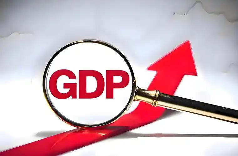 风向彻底变了！中美GDP差距悄然反转，中国强势追平，之前的唱衰论彻底失效。2