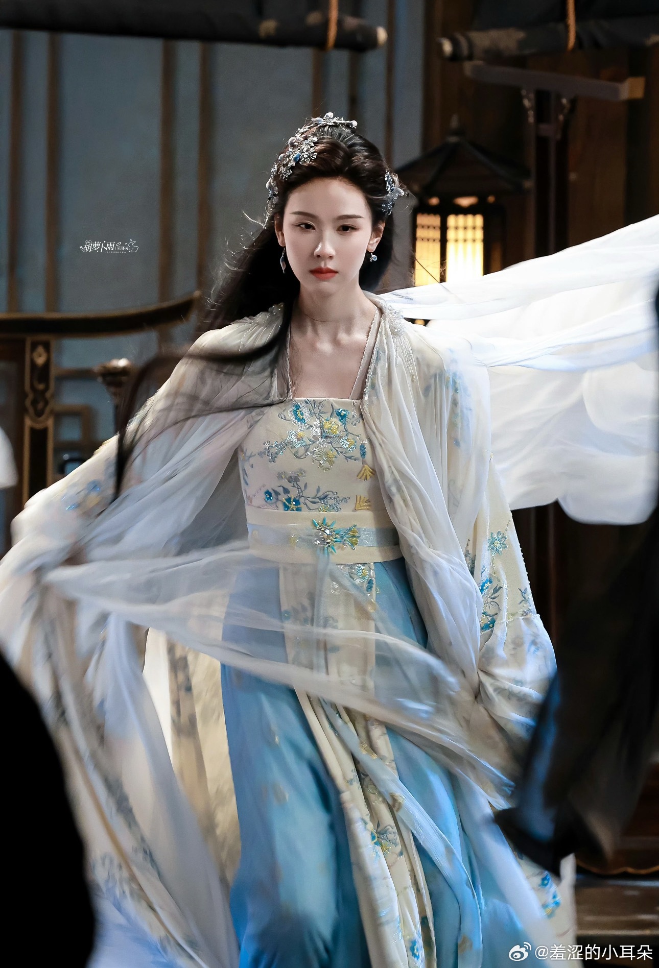 拍小四的剧，可以放心的是正片比路透还美。