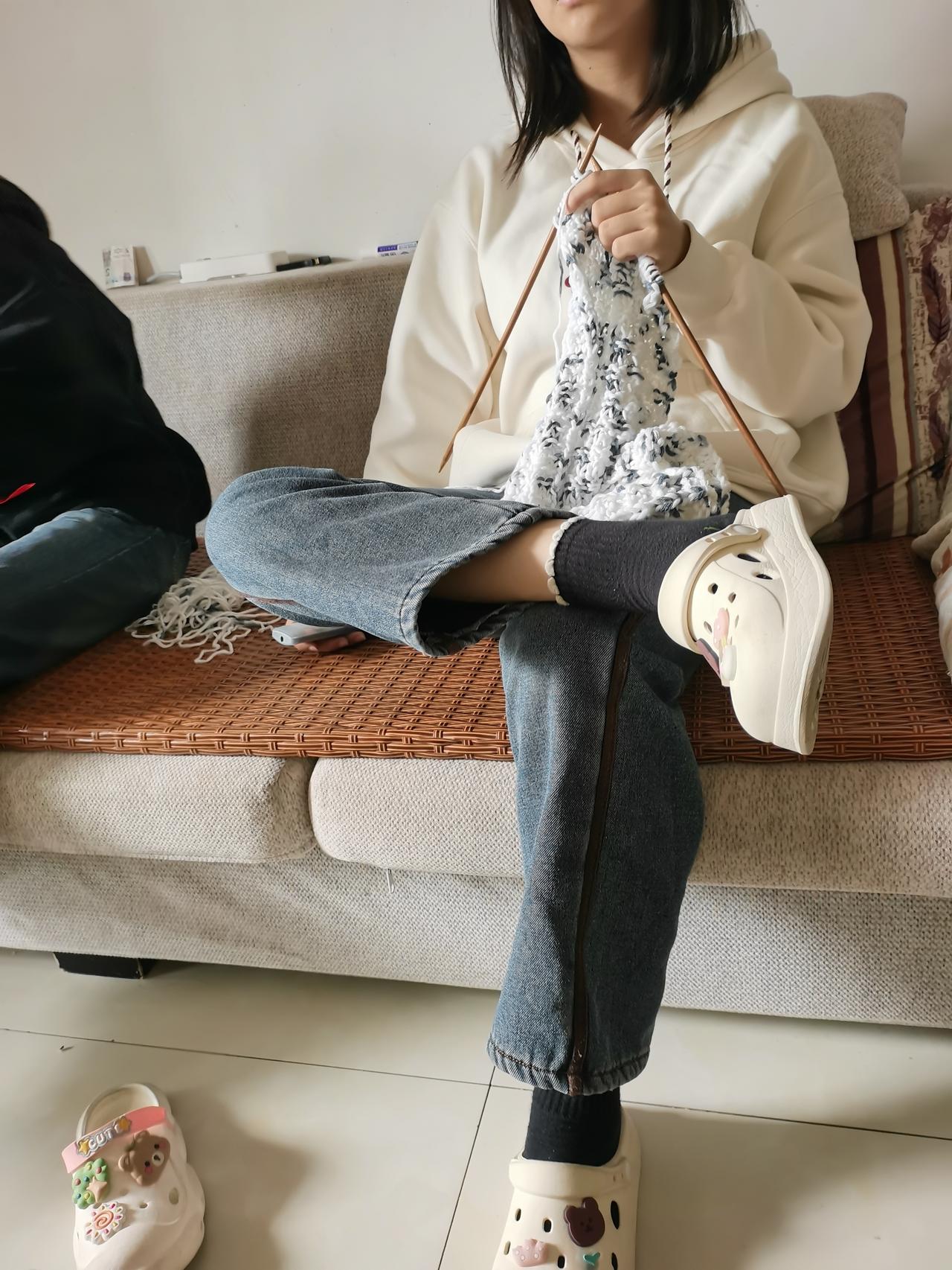 家有一名初中女娃子，都说孩子到了初中就有叛逆期。以前我也相信，到后来我改变了想法