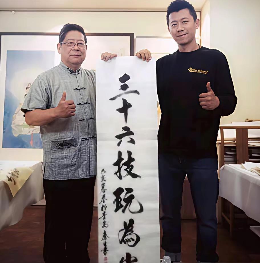 袁泉的公公一露面，我才发现夏雨的低调有多可怕