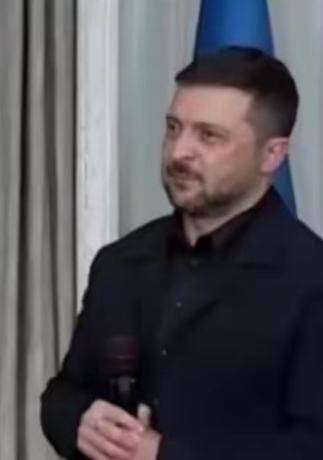 乌克兰可能直到现在才看明白，真正帮助俄罗斯的不是中国，也不是美国，而是那个全世界