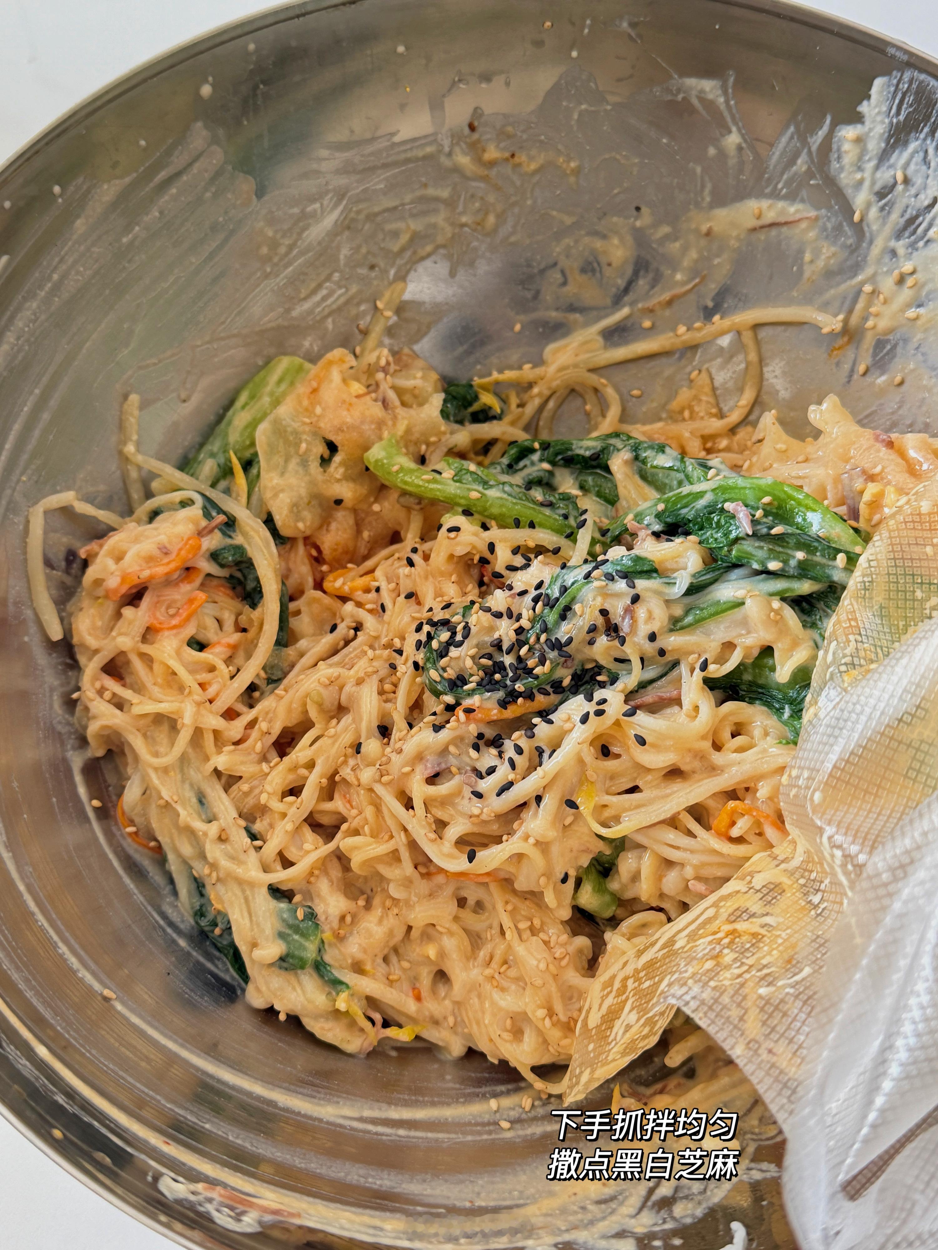 我就说上网能学到真东西跟网友学的减脂版麻辣拌，吃完又满足又不怕长肉！