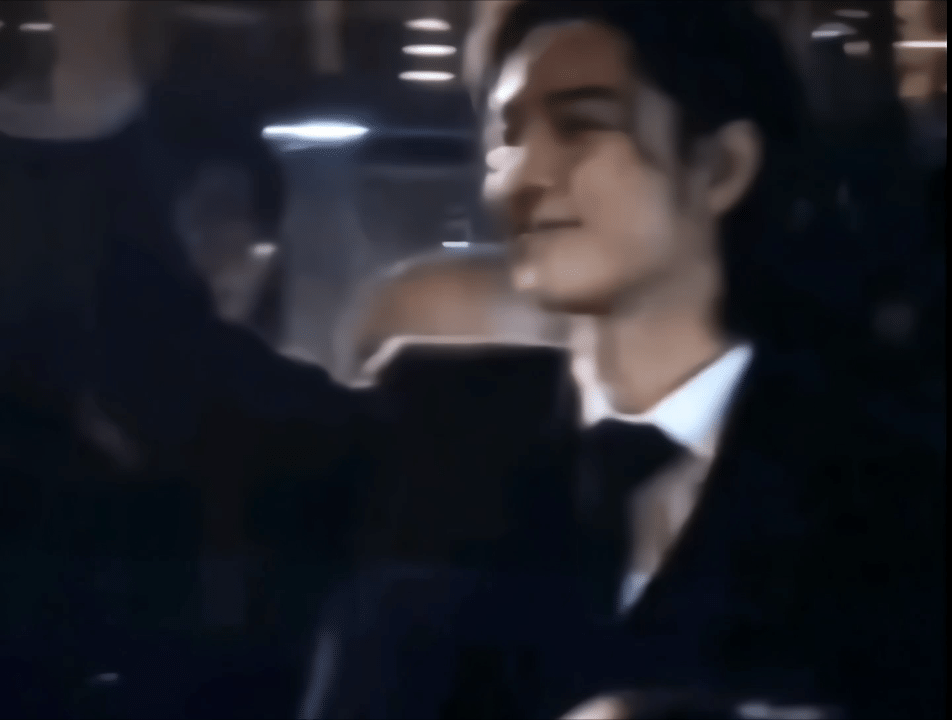 肖战啥时候再来个长发造型？新加坡拉夫劳伦战造型封神