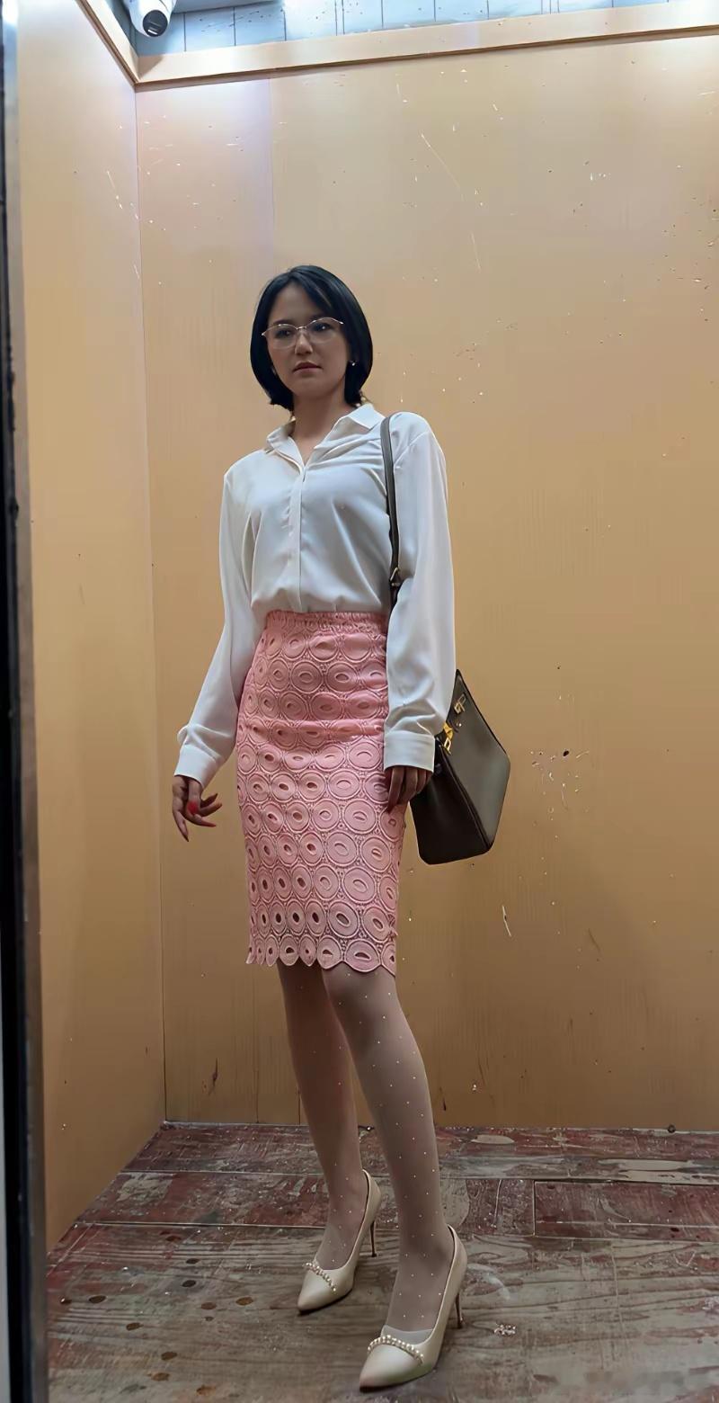 这样的穿搭给几分