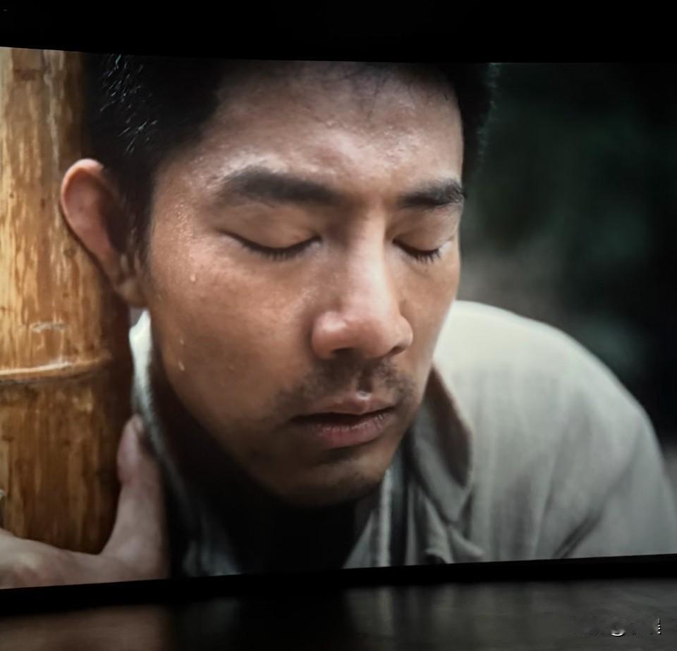 终于知道他为什么是顶流了！！演技太好了昂！一直以为他是花瓶！！结果真的很有实力