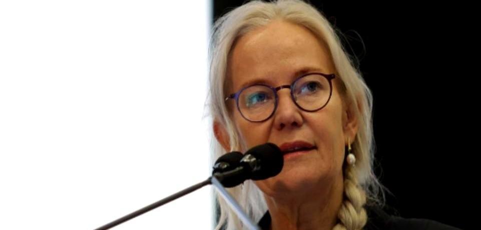 樊振东一个人，正在让两套规则同时失灵。他的德国首秀门票，30秒抢空。当地电视