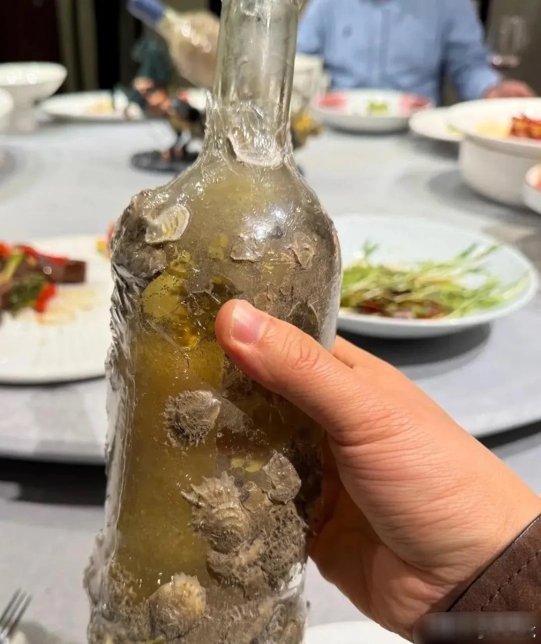 领导带来的，说是别人送的有些年份