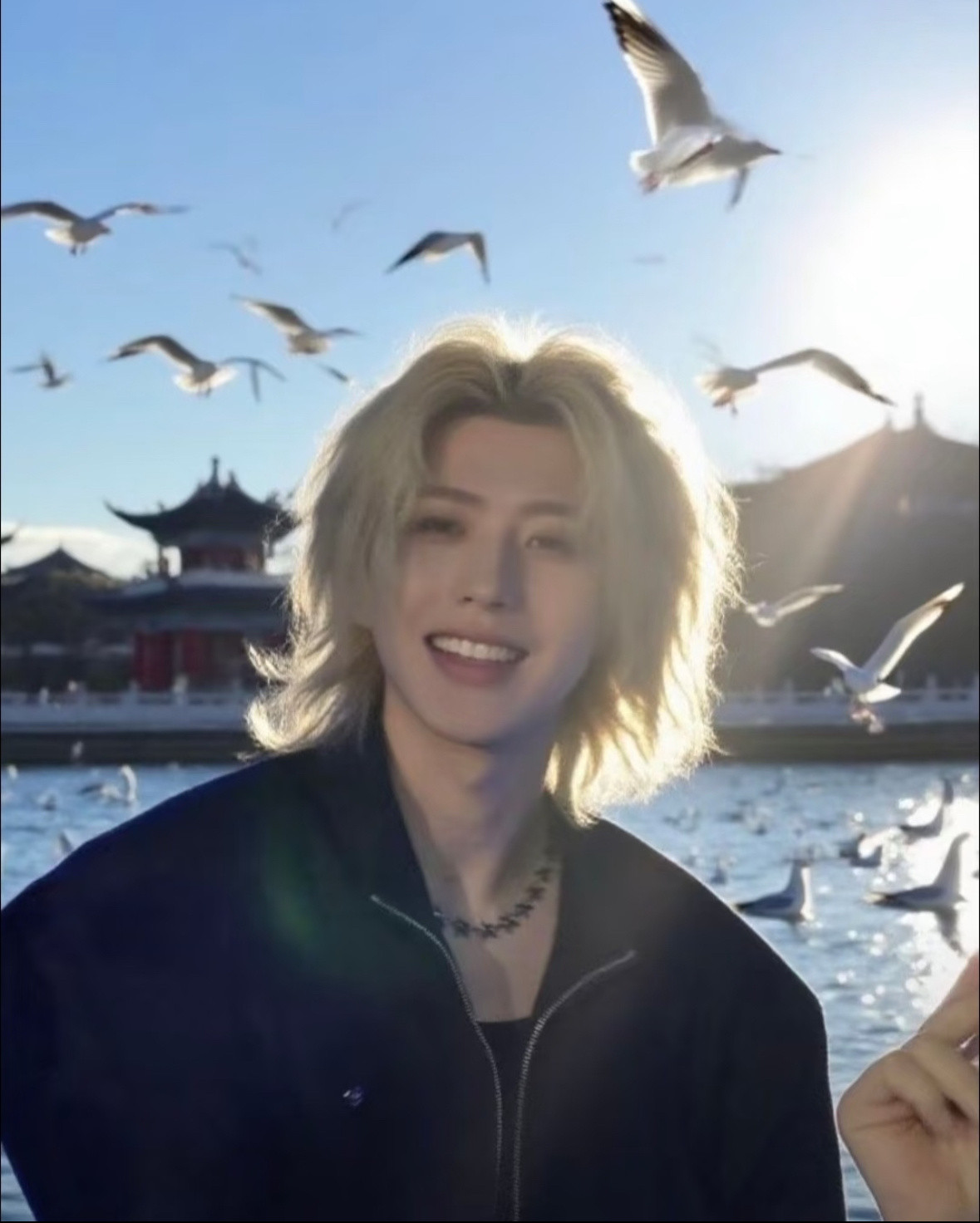 蔡徐坤在权威上没有瓶颈咱就说女娲未免也太过偏心了吧，怎么把蔡徐坤捏的如此完美，不