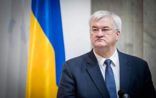 直接关门送客！这种带有羞辱性的访问，中国不要也罢！你名义上是来拜访中国，脚后跟还