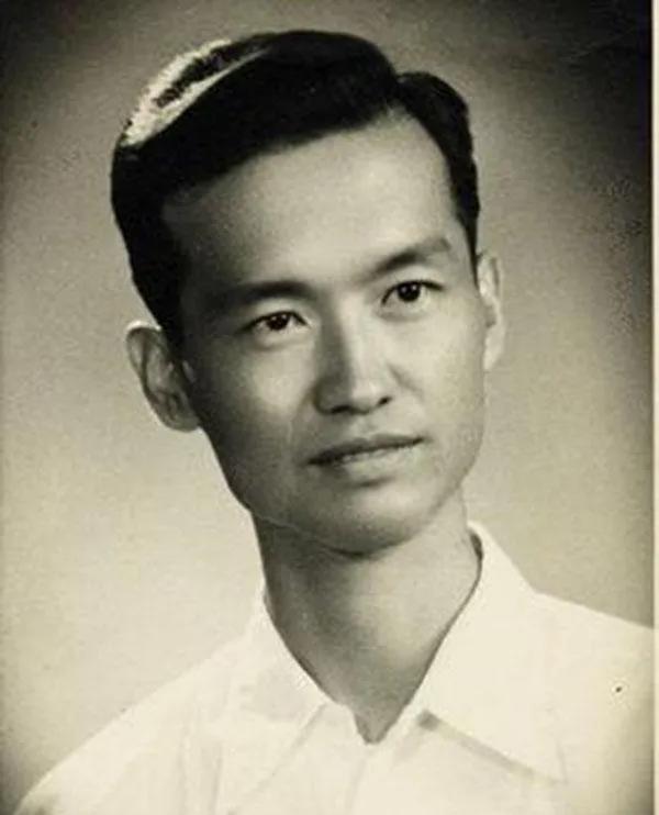 1947年，国军少校被俘，连长正要审问，国军少校却说：“你的级别太低，不用知道太