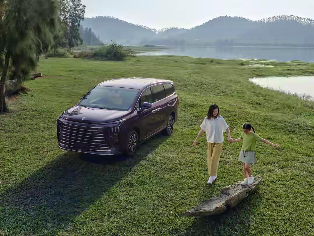 意外！国内这么多人支持美国制裁中国公司？过去，美国制裁中国公司时，中国人都气得不