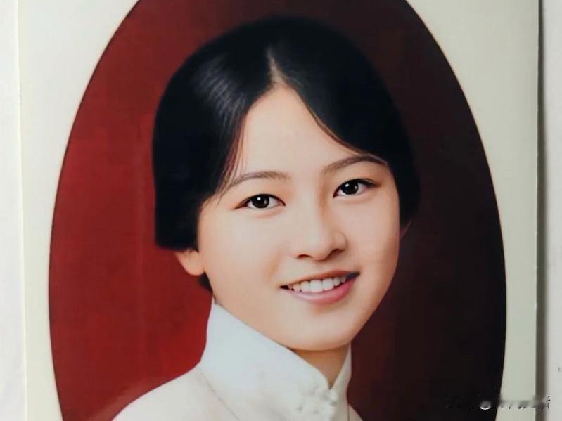林徽因和钱钟书的关系用“水火不容”来形容，可能略有夸张。更准确地说，他们是“文人