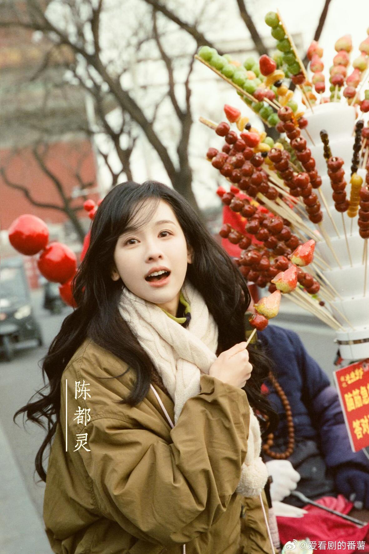 集齐了不同时期的陈都灵生图💓太美了55555嘟嘟真的从小美到大啊啊啊啊啊！！陈