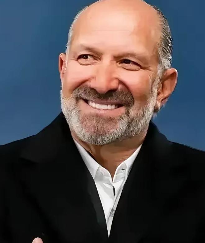 洛克希德·马丁的会议室里，现在气氛估计很尴尬。中方针对涉台军售企业的反制措施持续