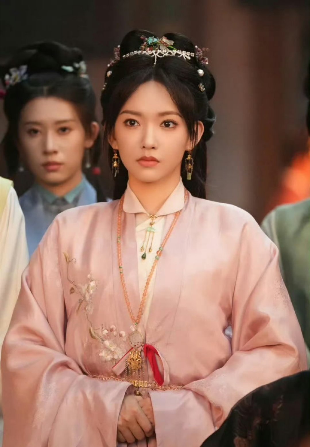 程潇上一秒态度姐下一秒茶媚子这种反差感的人设完全不能拒绝