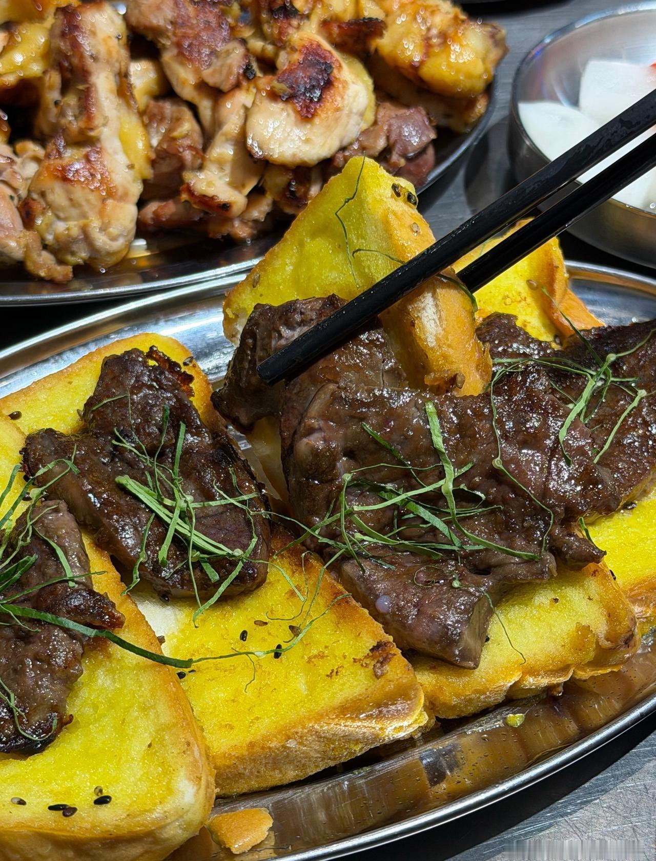 广州👋店！这家烤肉把“鲜货”玩出了新高度📍广州汉小邦鲜货烤肉·炭烤黄油鸡