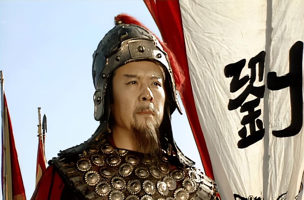 夷陵大败后，刘备为什么不回成都？