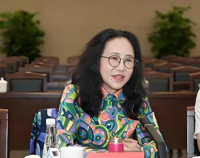 星宇股份董事长致歉，她是真觉得错了，还是怕了？9月2日，星宇股份召开半年度业