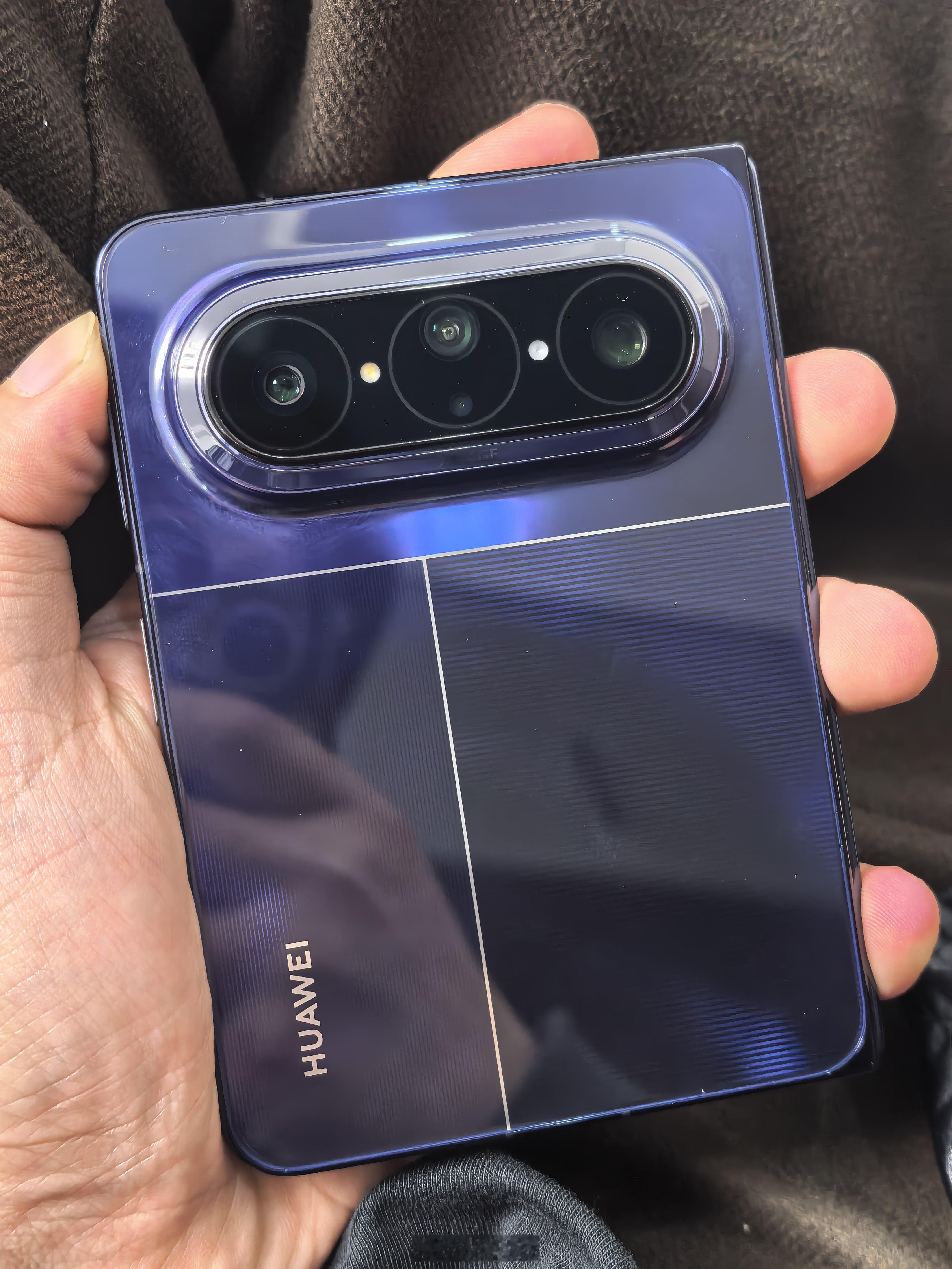 折叠屏iPhone外观实锤了除了镜头，其他的都太像了