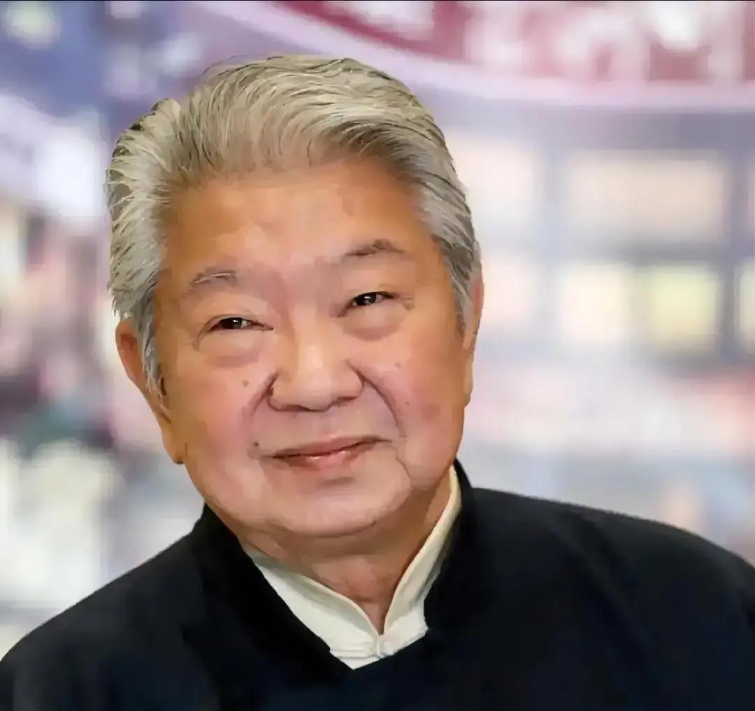 蔡澜说男人别省好色钱，我听完拍大腿。二十出头看见漂亮姑娘心跳砰砰，那是身体在提