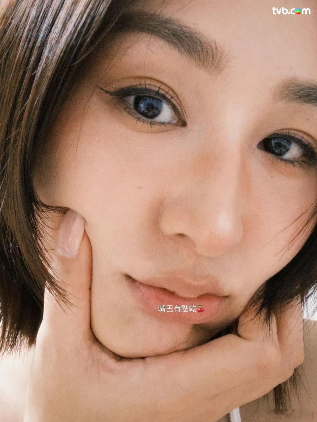 艺人丨高海寧大頭靚相十連擊自爆面上生咗痣粉絲冧爆：美人痣呀！.TVB花旦高海