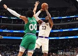 看过湖人vs独行侠的第4节比赛，能逆转全靠这2位老将1、41岁的詹姆斯，末节