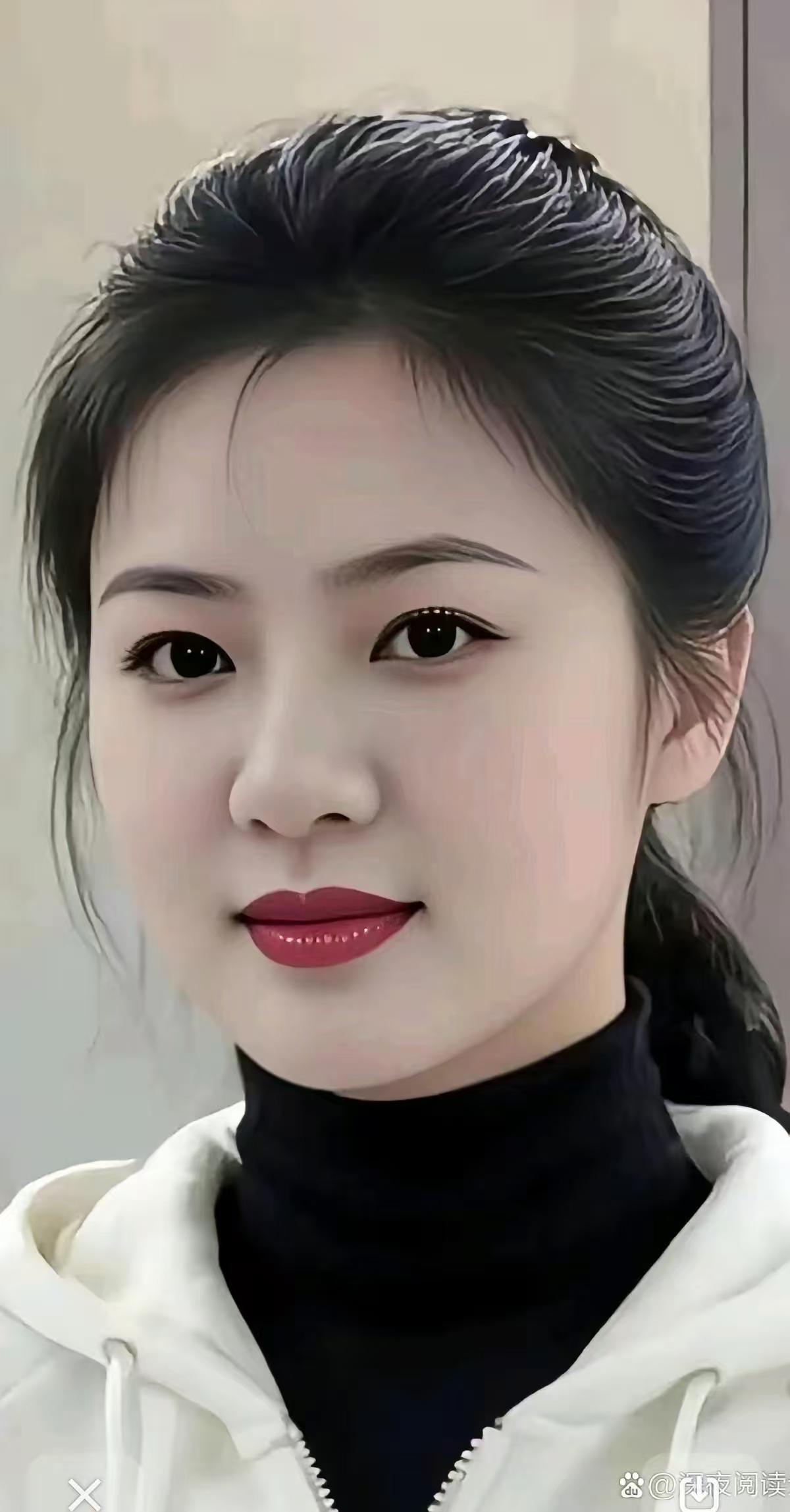 塞鸿秋·赞佳人慈眉善目天生相，温存岂在风骚样。柔肠恰似菩萨量，汪洋胸次能