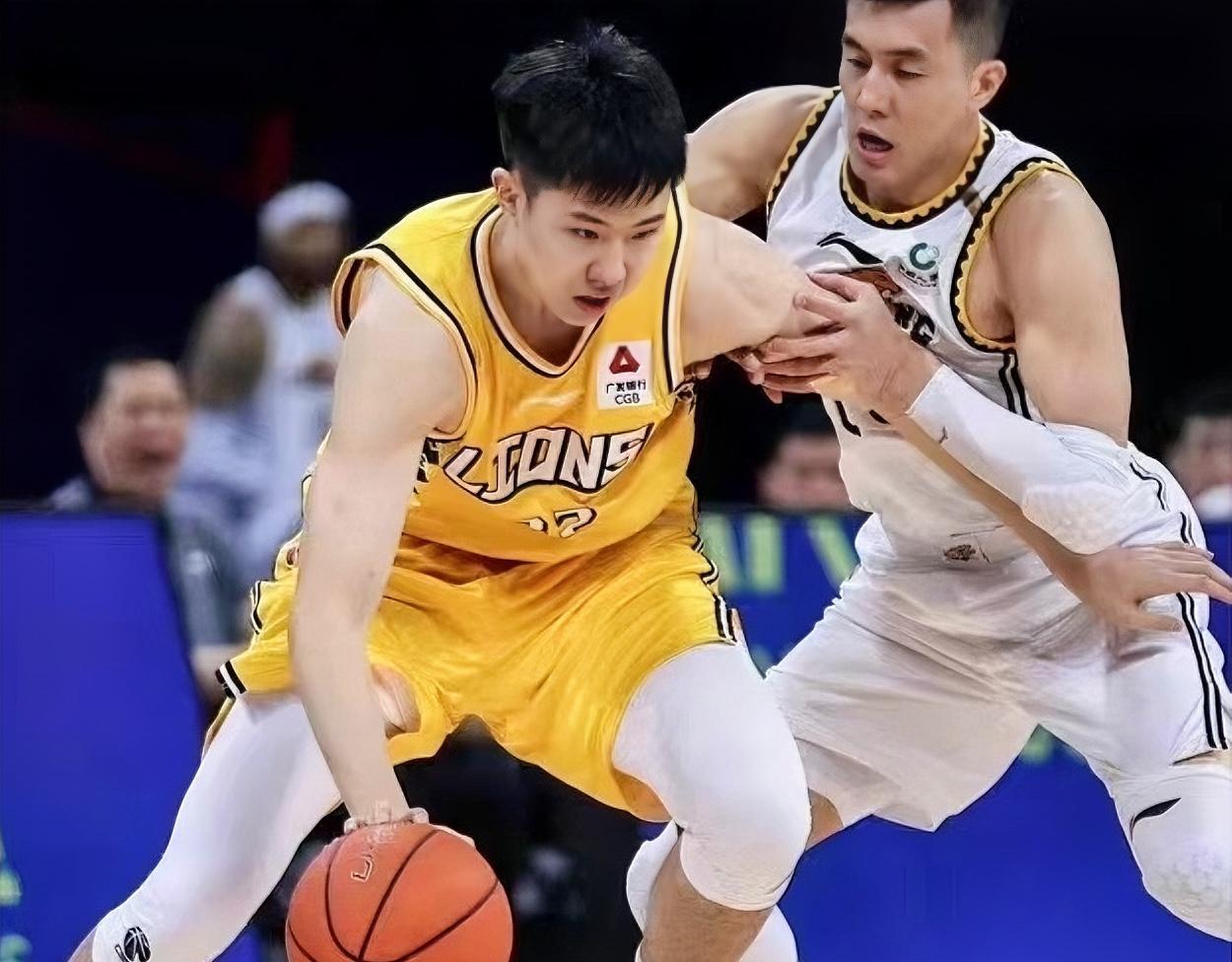 为什么球队训练赛强度这么高？前有郭艾伦、后有赵嘉仁，都在训练中受到了严重的伤势，