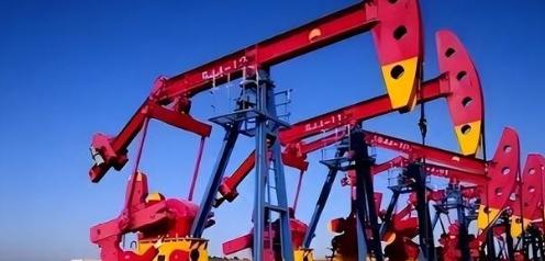 2.16亿吨！中国在“万米深渊”打出超级油气田，美俄彻底慌了 在塔克拉玛干沙