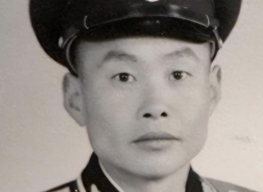 开国大典前夕，朱光因为工作调动的原因，去朱老总家拜别，恰巧碰上毛主席正在那里。他