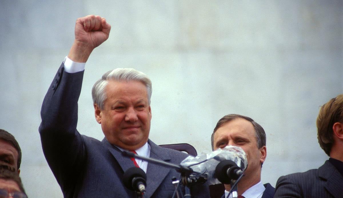 1991苏联解体后，中国收回了4处土地，并至少获得3大好处清朝时期，沙俄逼迫