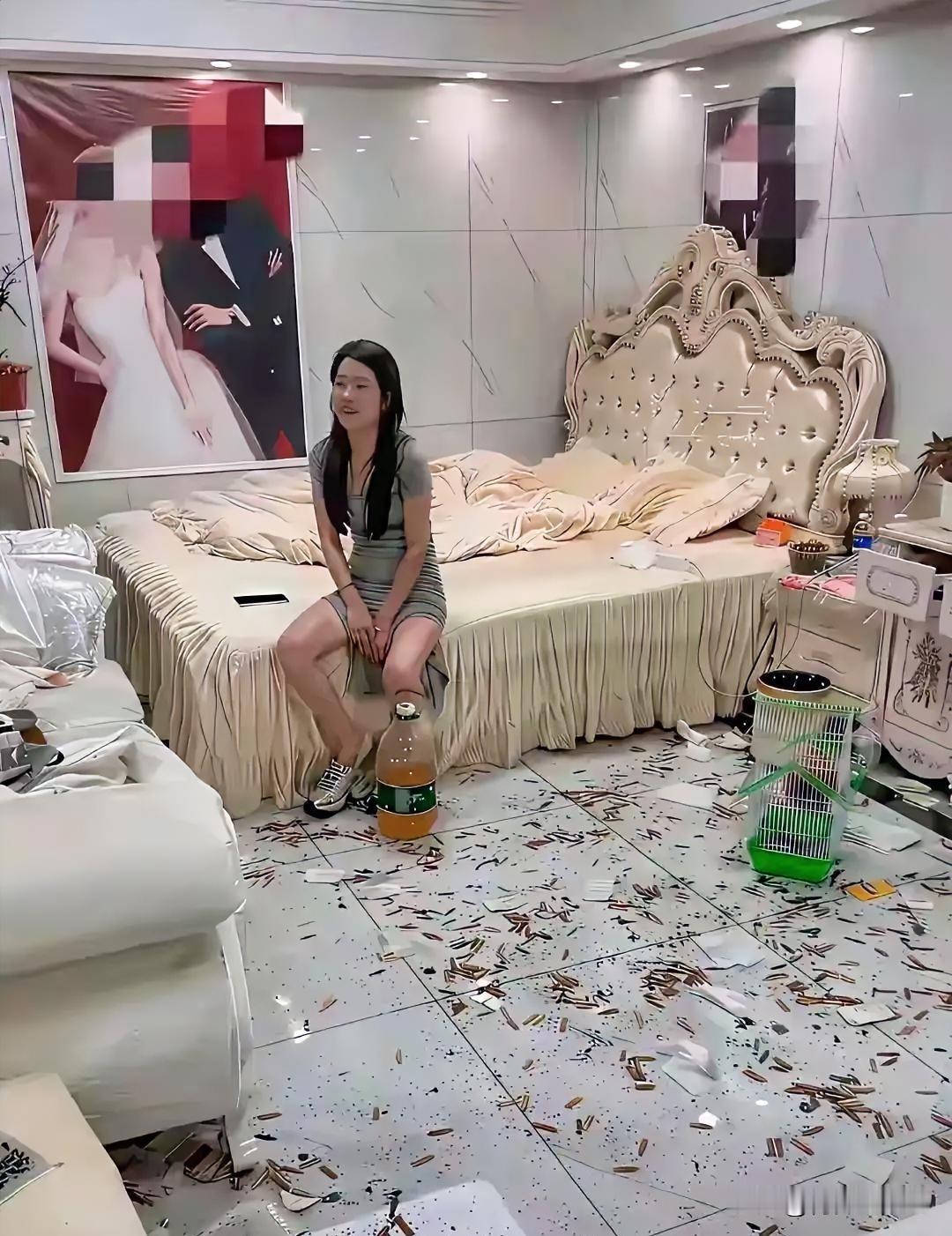 这是发生什么了[笑着哭]