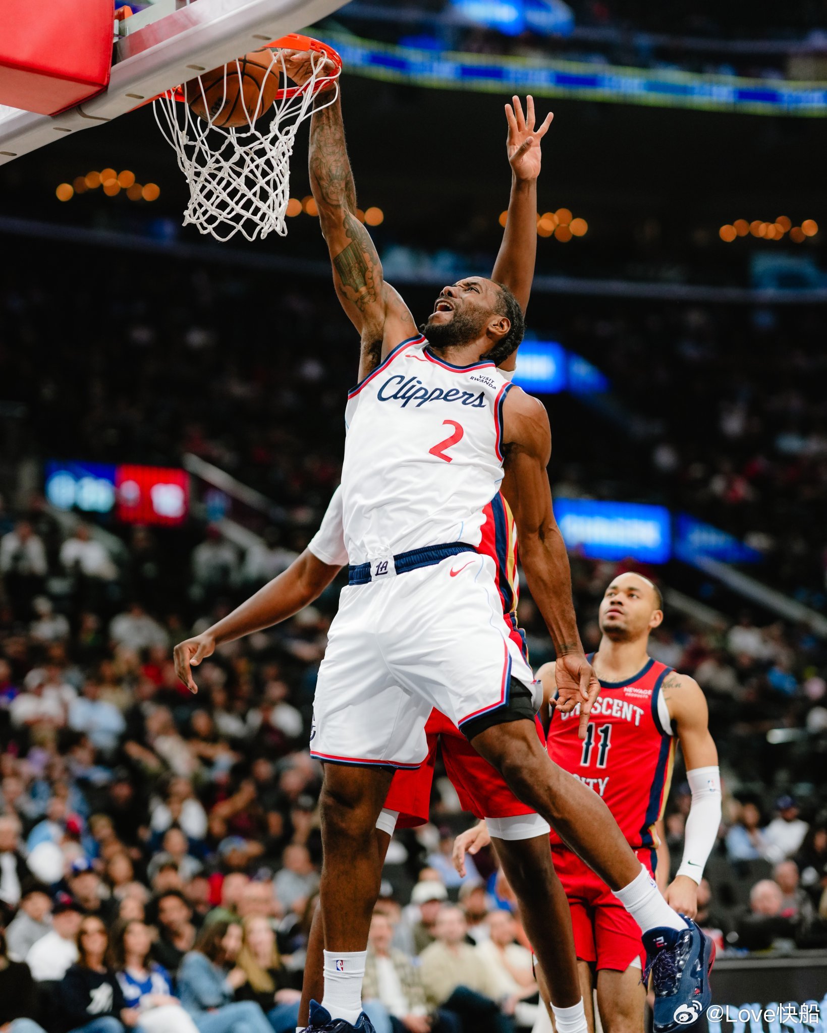 科怀-伦纳德出战29分钟，18投8中，其中三分球7投1中，罚球7投6中，得到23