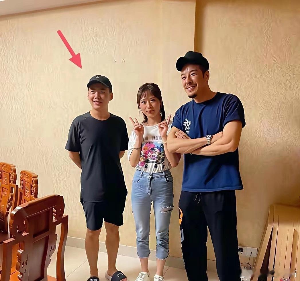 想过郭麒麟身高不高，万万没想到这么不高，官方身高170，这看着怎么像不到170